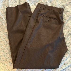 Men’s sz 34 Reg Jos. A. Bank Brown Pleated Wool Slacks